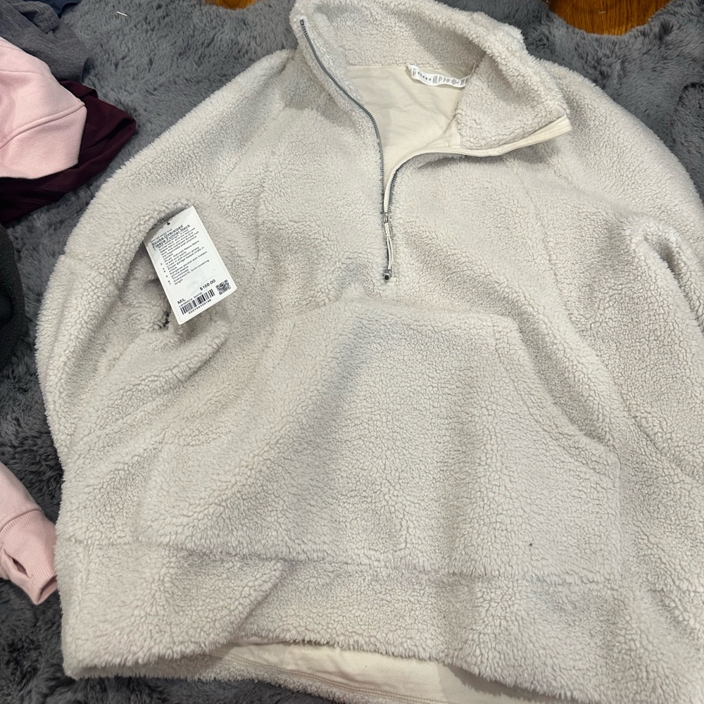 Lululemon fleece scuba
